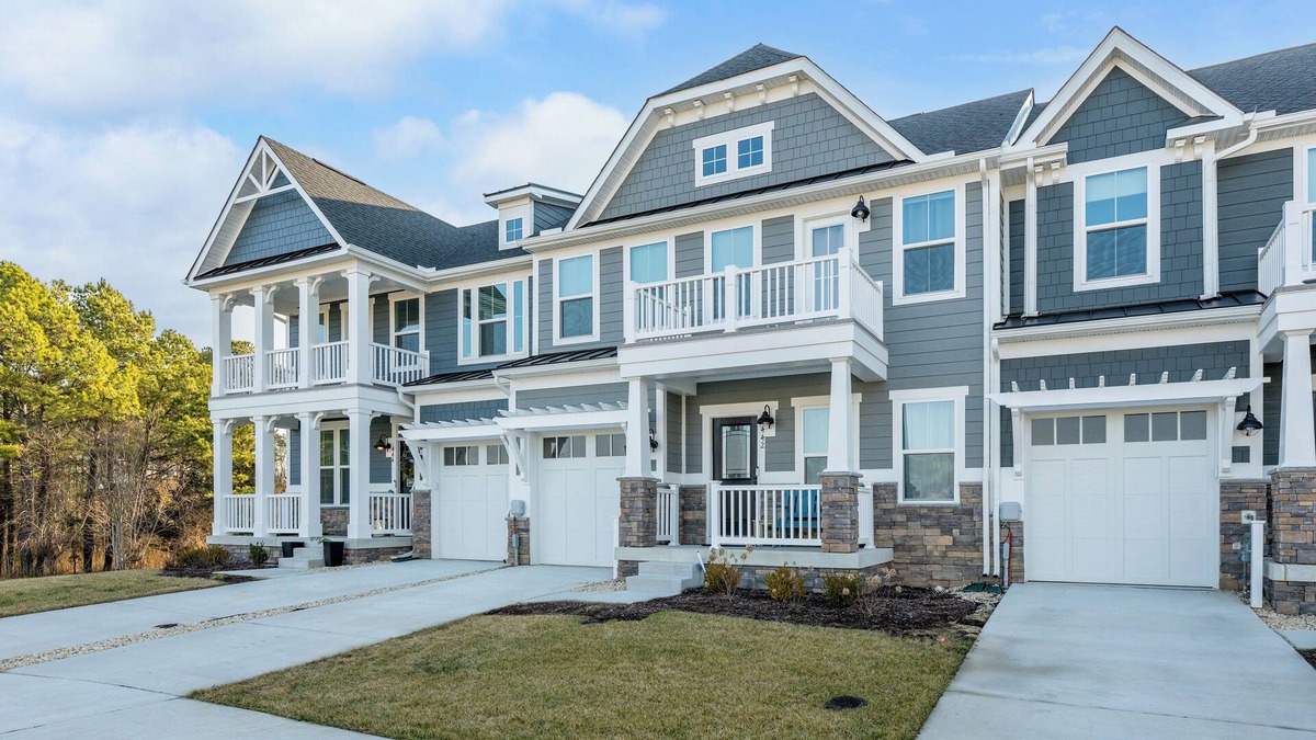 Lewes Villa | New 5BR/4.5 Bath Luxury Villa, Lewes. 9 Min. to the Beach! Longer stays welcomed