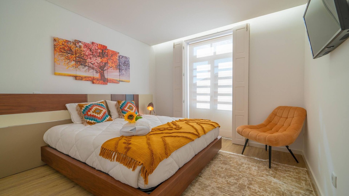Guimaraes Apartment | NEW! 75 m2 apartment completely renovated (B)