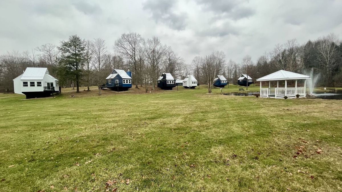 Conneaut Lake Ski Chalet | *NEW ALL 6 Chalets by the Lake - Conneaut Lake, PA