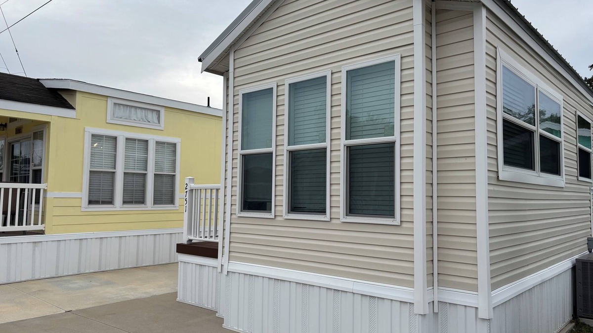 Mill Run Resort | New and Amazing Tiny House in Kissimmee, FL only 20 minutes to Disney/Universal