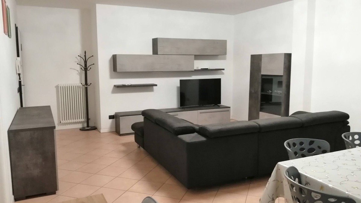 Cremona Apartment | New and lovely