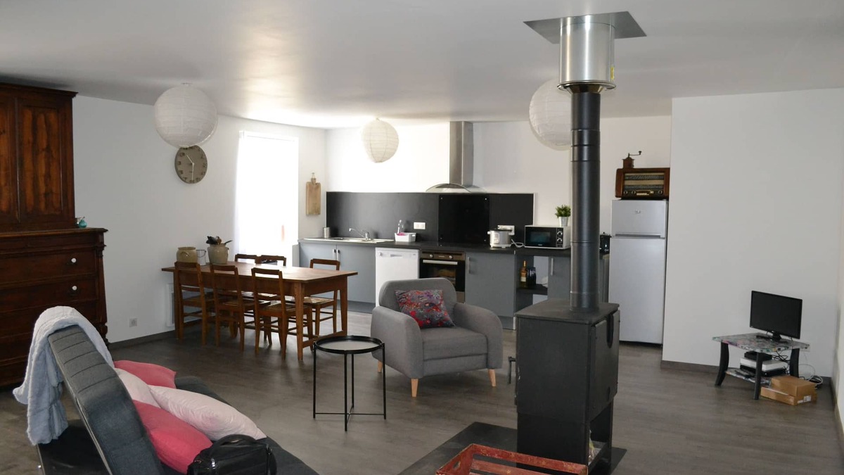 Castet Apartment | New apartment 25 minutes from the ski resort of Gourette.