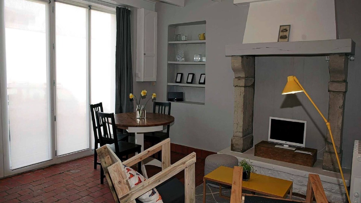 Portbail Apartment | new apartment 40 m2 - ideal location 1 minute walk from the harbor