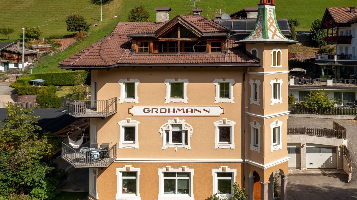 Ortisei Apartment | New apartment for 2 people in the center of Ortisei, wonderful quiet location