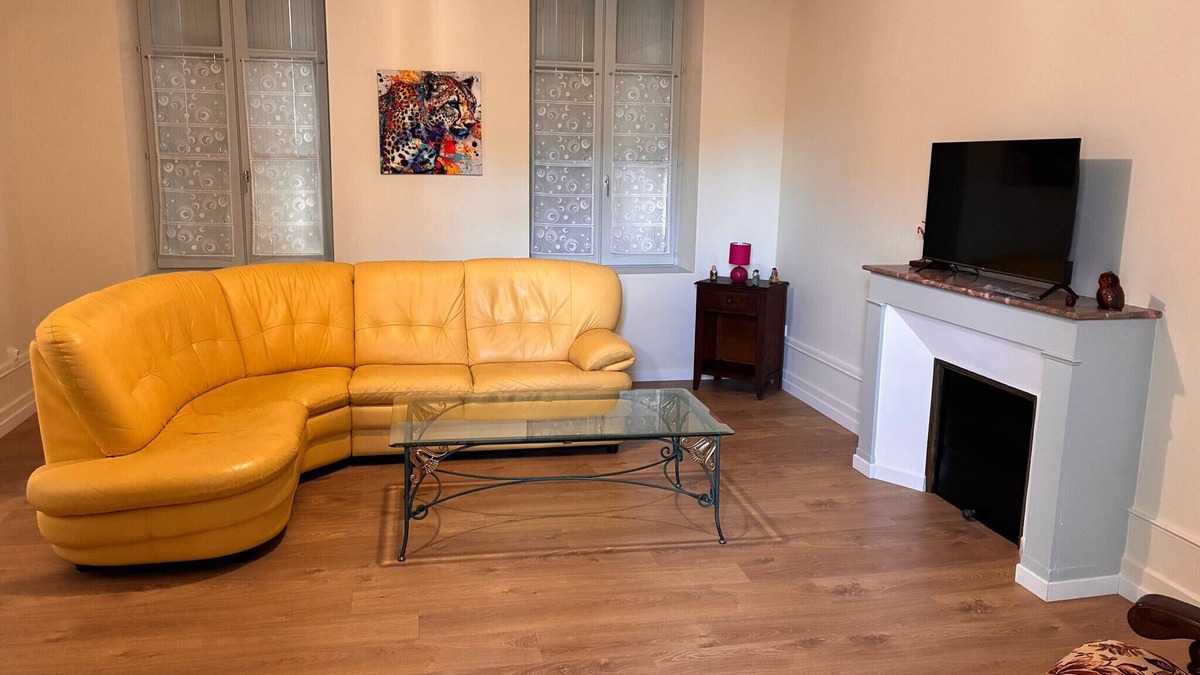 Ecueille Apartment | New apartment in Ecueillé center with 3 bedrooms