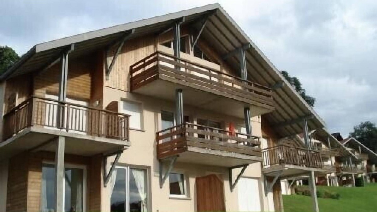 Gerardmer Apartment | New apartment. in Gerardmer, in quiet residence with lake views.