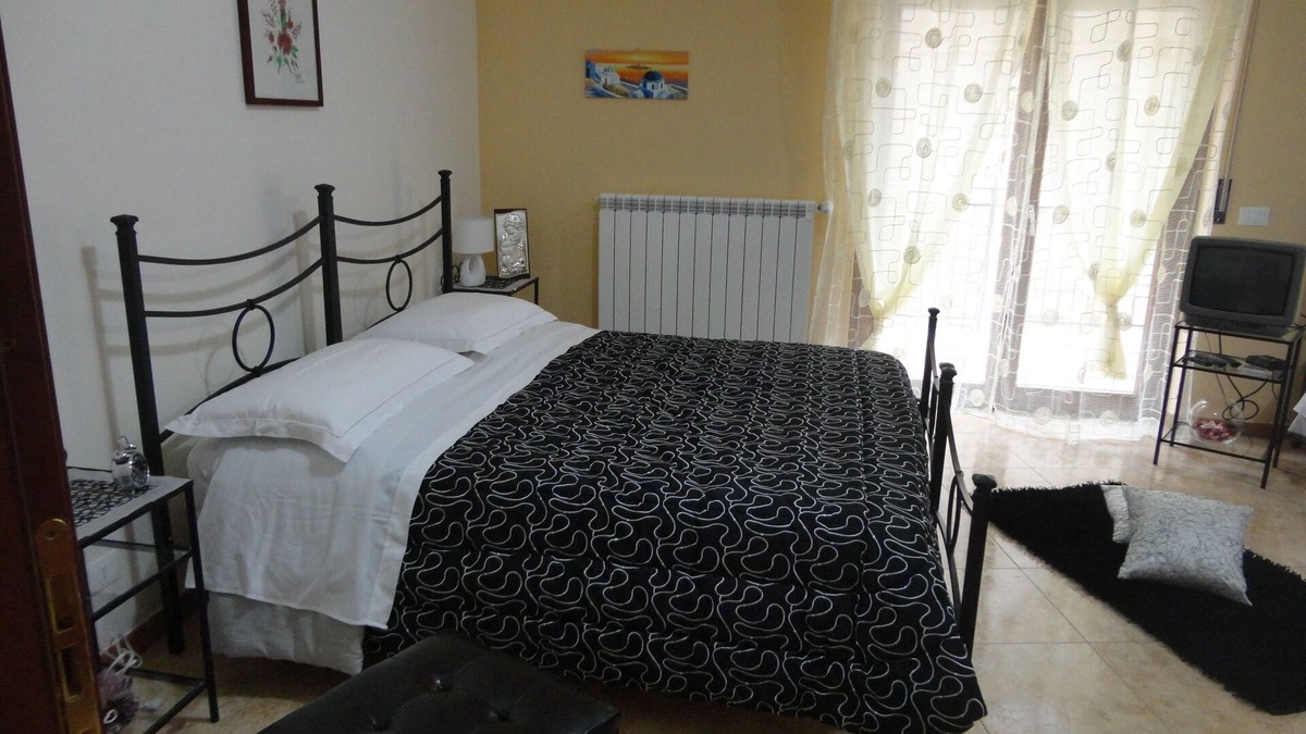 Caccamo Apartment | New apartment with parking