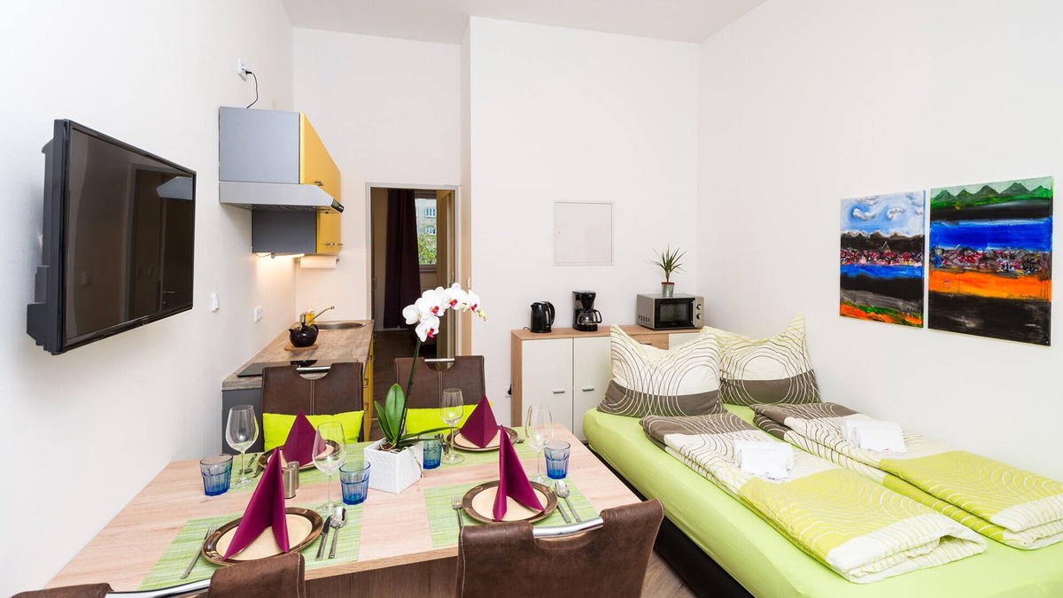 Penzing Apartment | New apartment with terrace near the Schönbrunn/Zoo and U4