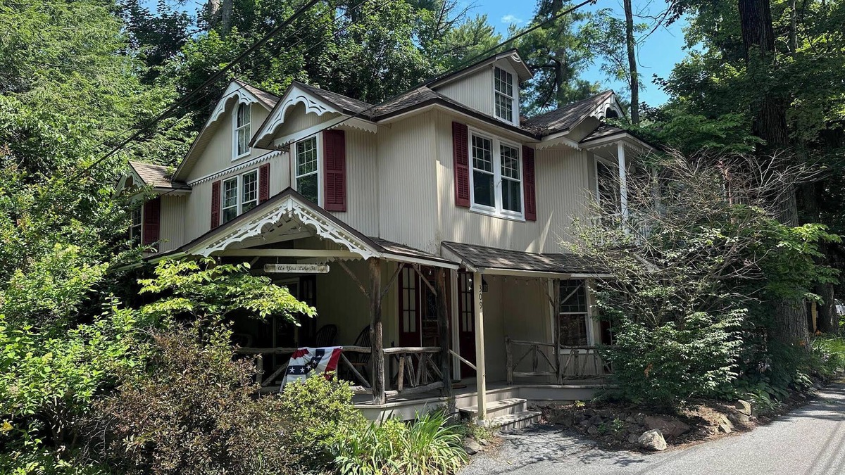 Mount Gretna Cottage | NEW! As You Like It Cottage