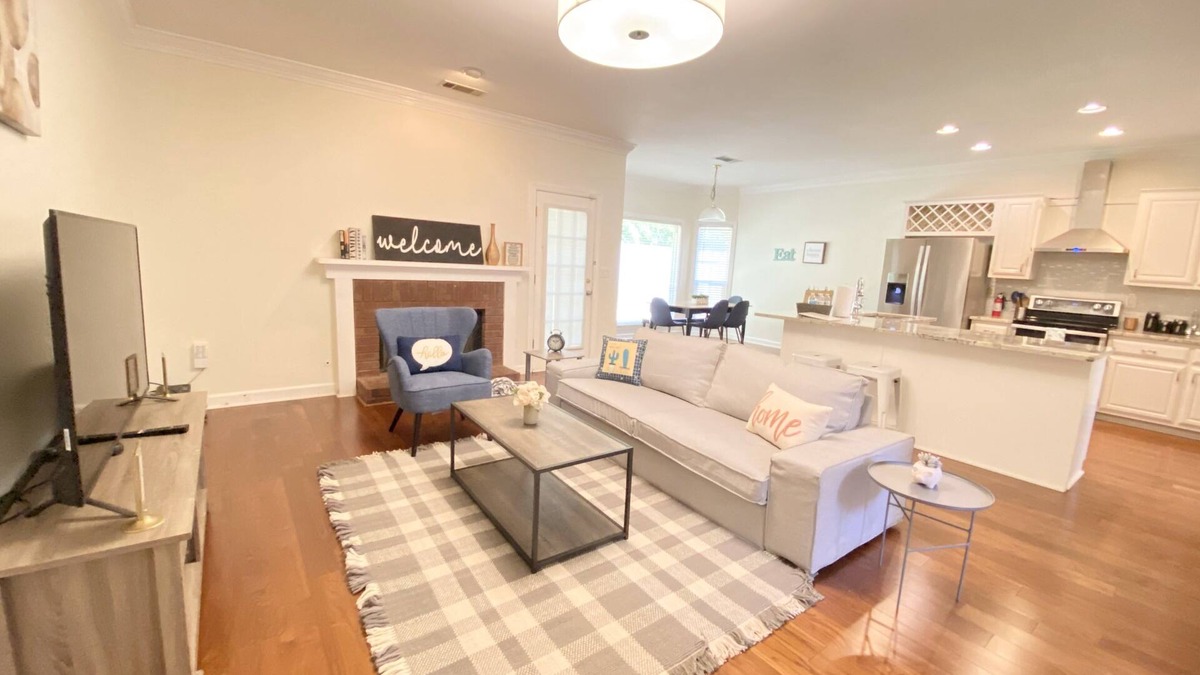 Lawrenceville House | ☀️🌈NEW! ATL Bright, Clean, Spacious and Cozy Home⚡️⚡️☀️