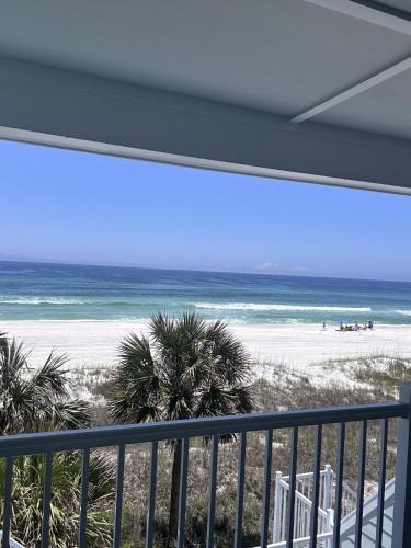Sunnyside House | New Balcony at The Shores 101! Beach Front Townhouse! Gulf View Property!