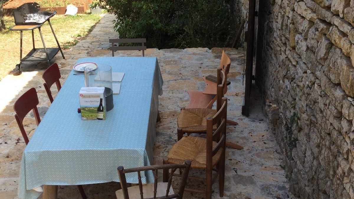 Limogne-en-Quercy House | NEW: Barn conversion in a fantastic village in the Lot