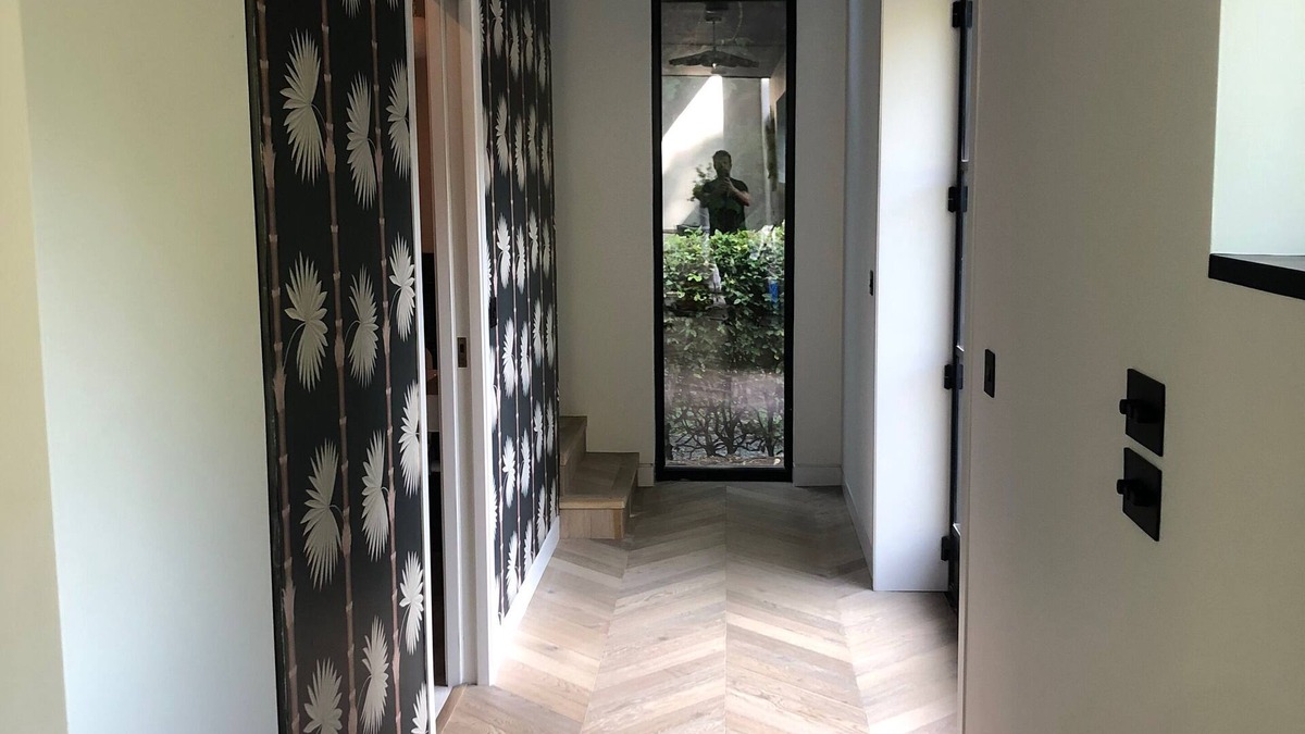 Nohoval House | new barn ,next to stream , 2 min walk to the beach