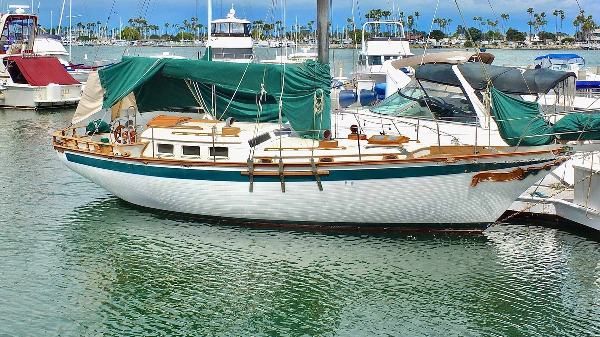 Peninsula Condo | New Beach & Bay Retreat Full of Amenities!