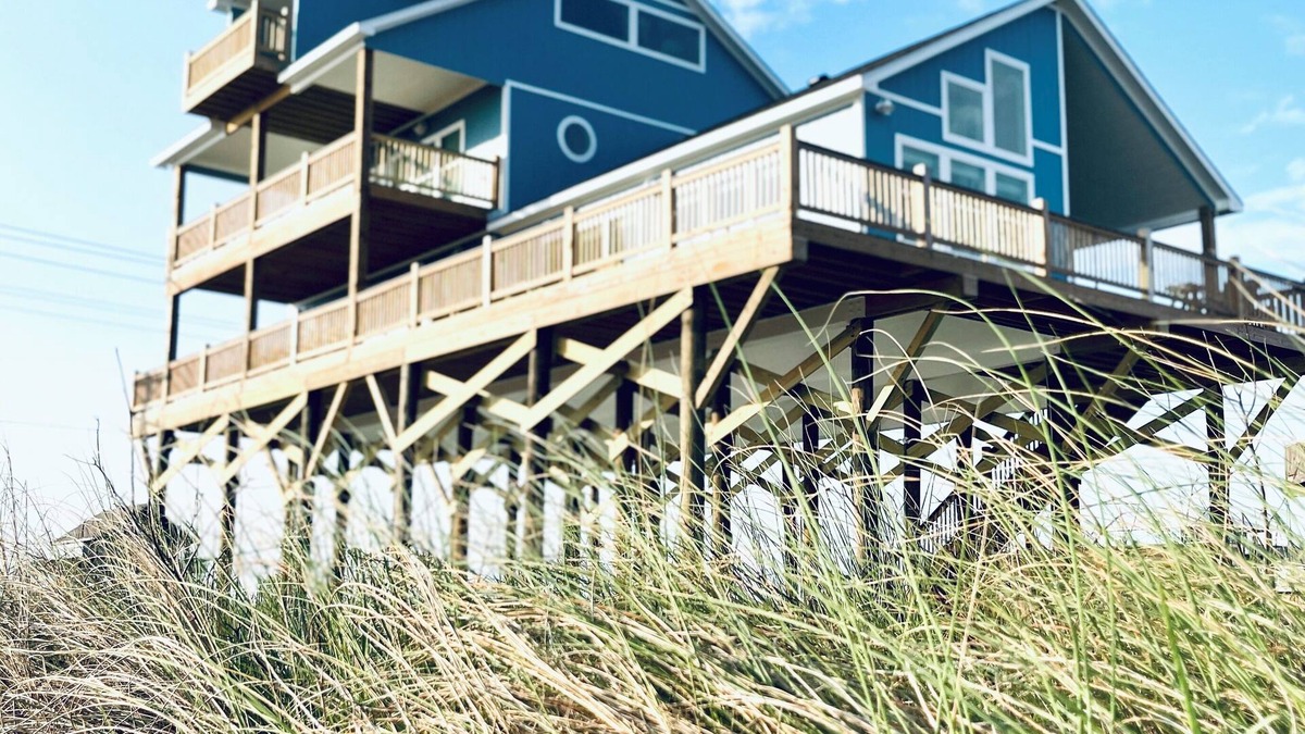 Gilchrist House | NEW Beach Front Home Away From Crowds- Seaside Sanctuary!