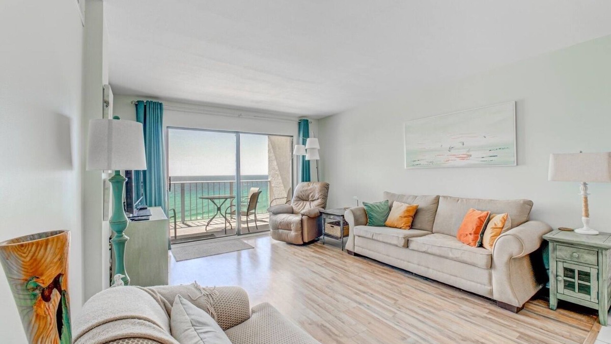Biltmore Beach Condo | NEW! Beachfront, 3 Pools (1 heated), Hot Tub, FREE Beach Chairs