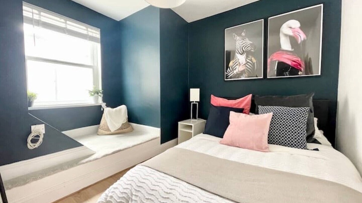 St. George's House | *NEW* Beautiful 2 Bed House in Central Location
