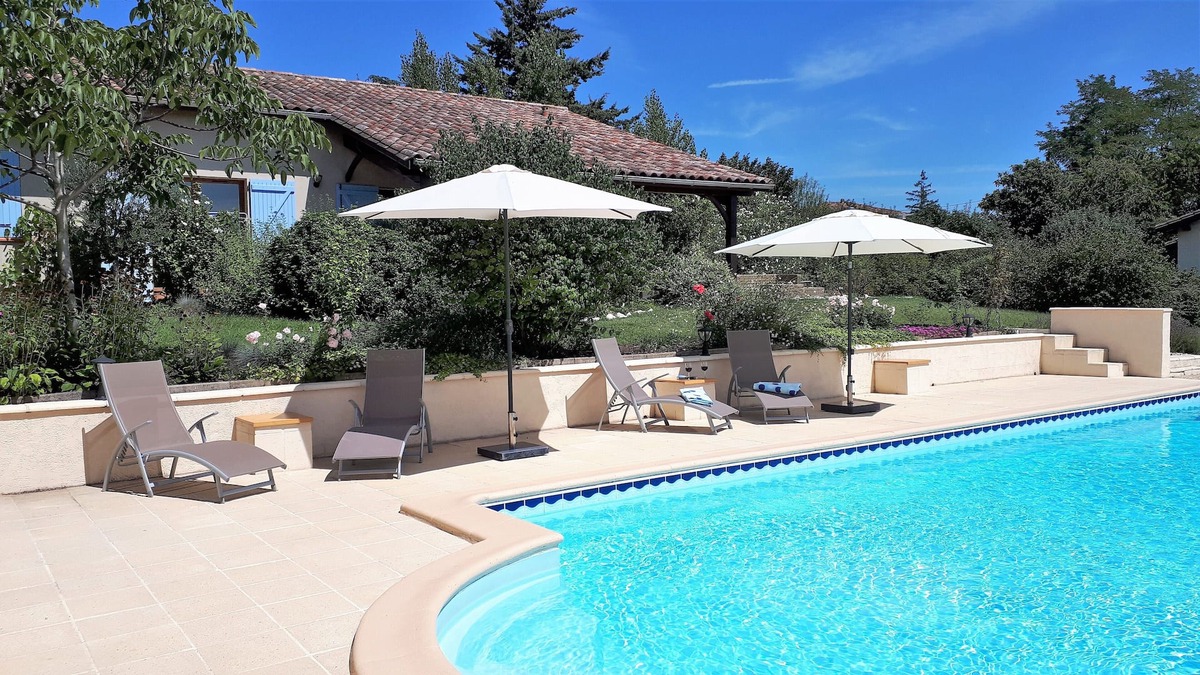 Monflanquin House | New! Beautiful gite within walking distance of Monflanquin