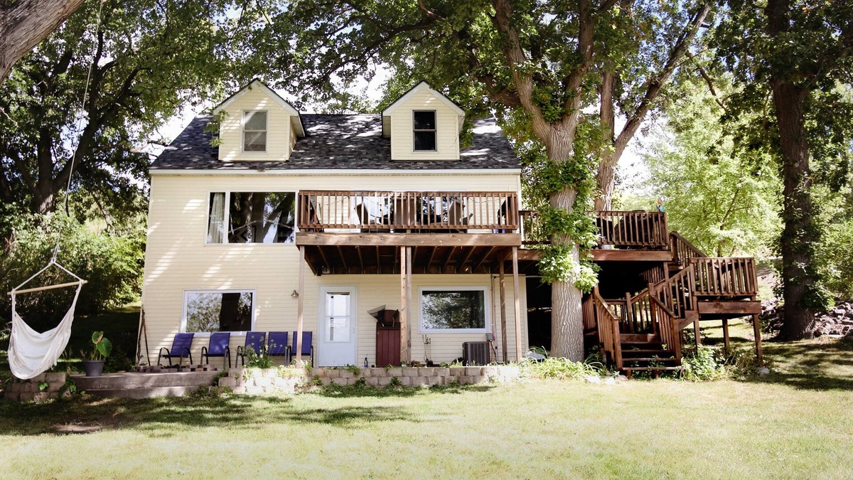 Ortonville House | New! Big Stone 4 Bedroom Renovated Home