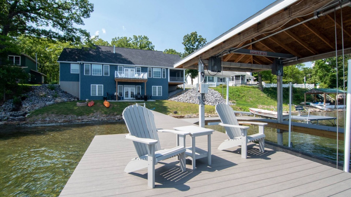 Seneca Falls House | New Blue Lake House in the Heart of the Finger Lakes