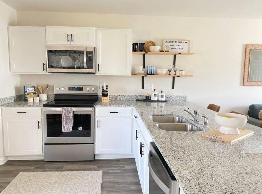 Inman House | New!!! Boiling spring - luxury home sleeps 6