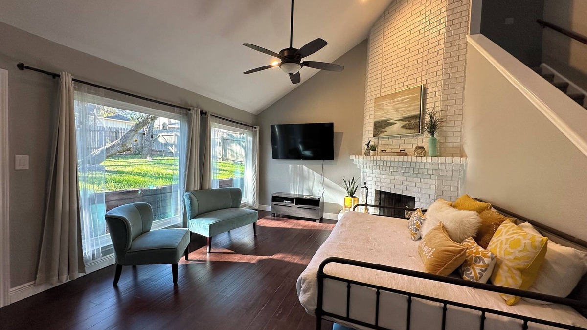 Schertz House | New Braunfels & San Antonio! Best of both worlds!