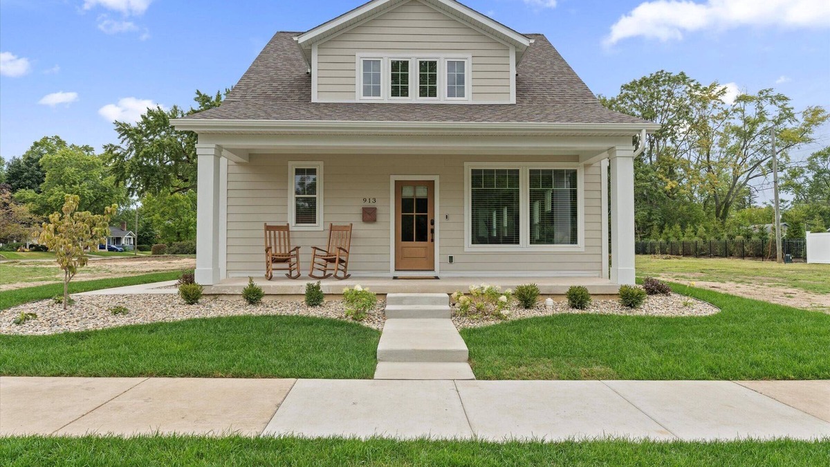 Northeast South Bend House | NEW BUILD 4 bed 3 bath. View of Notre Dame.