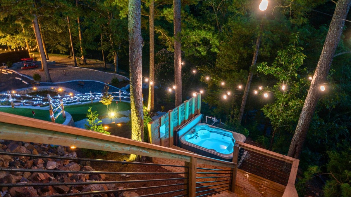 Mid America Cabin | New Build Charming A-Frame w/Pool Near Hot Springs