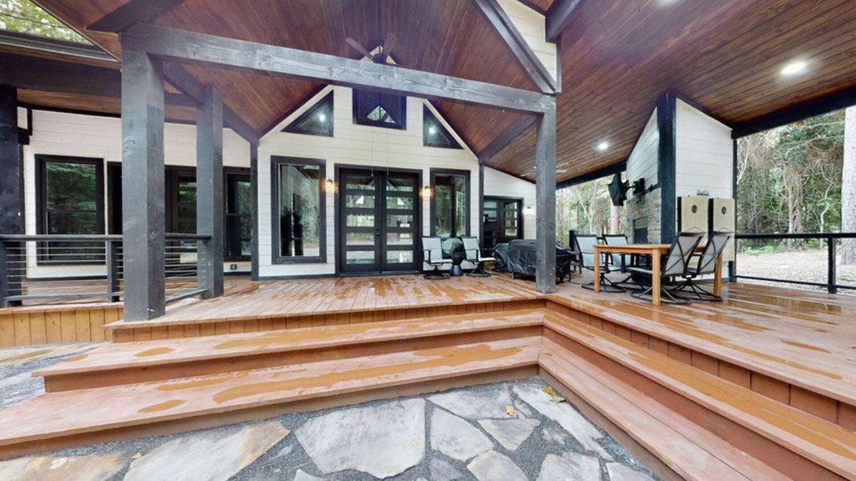 Hochatown Cabin | NEW Build, LUXE 2+ Bedroom, Loaded with Amenities, sleeps 8