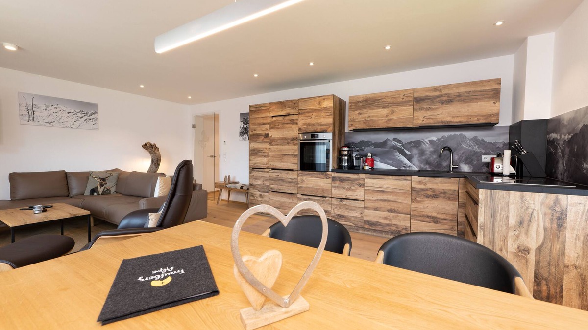 Oberstdorf Apartment | New building, luxury, elevator, sauna, underground car park, ski locker, wallbox