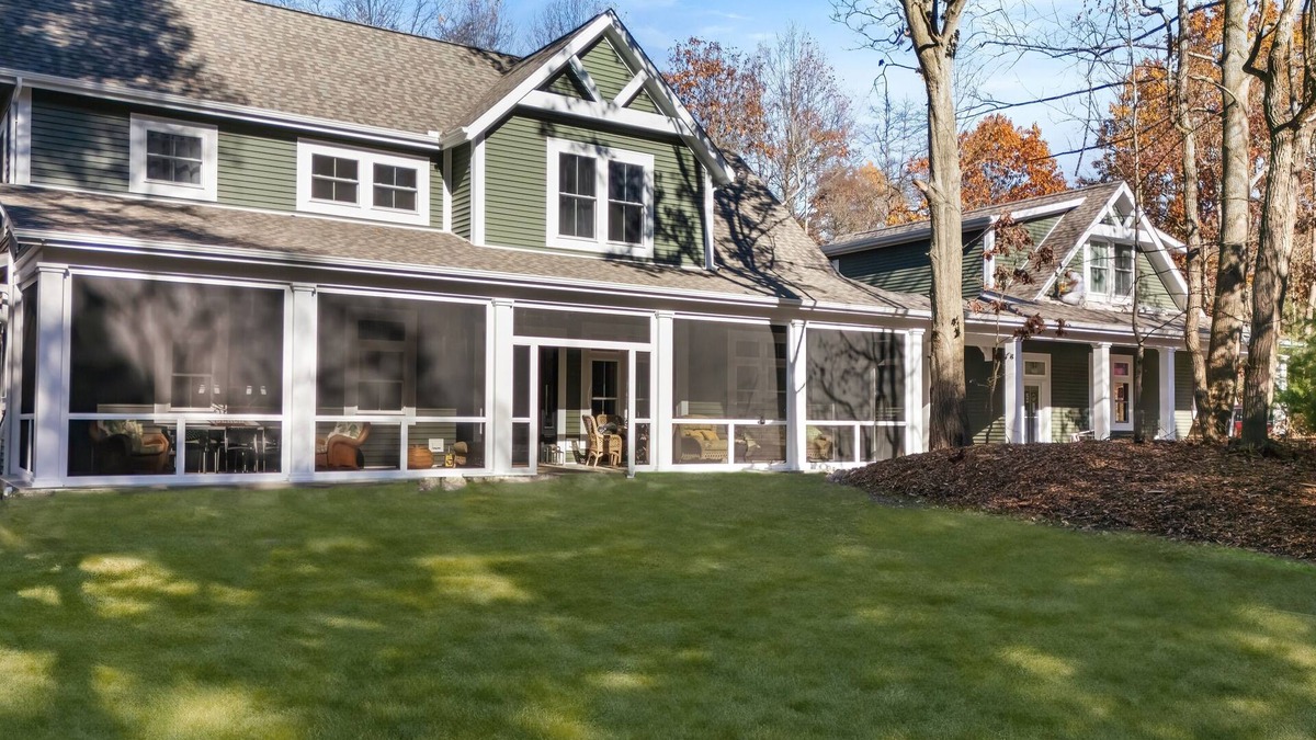 Shorewood-Tower Hills-Harbert House | New Built in 2024! 1/3 Mile 2 Beach AND Family Fun