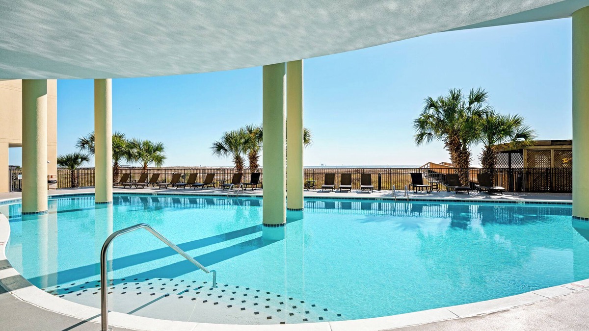 Dauphin Island Condo | New! Calm Seas~2 Bedrm~Cozy Beach Retreat