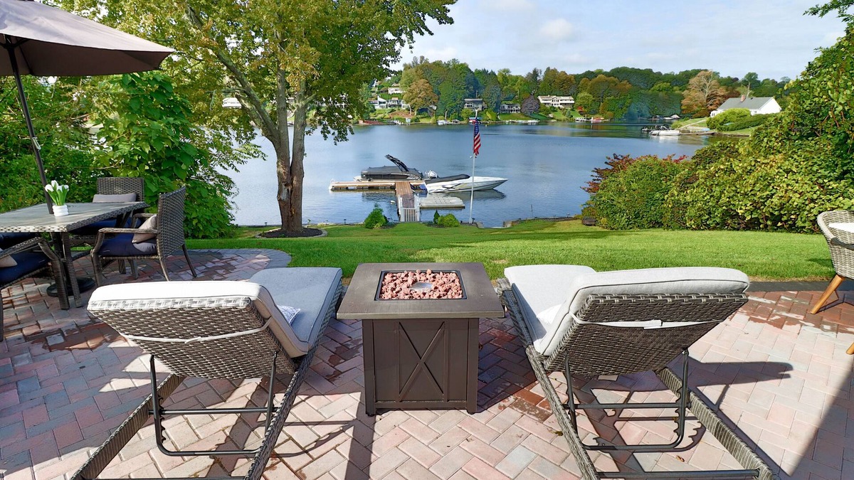 Brookfield House | NEW Candlewood Lake 3BR 2BA Direct Waterfront Home~ Dock~Fire Pit~Sunset Views!
