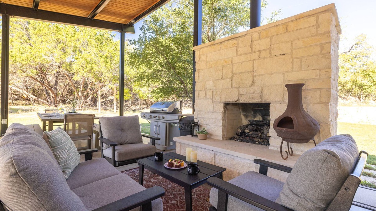 Dripping Springs House | New Casita in Deer Creek Area- Pets Welcome!