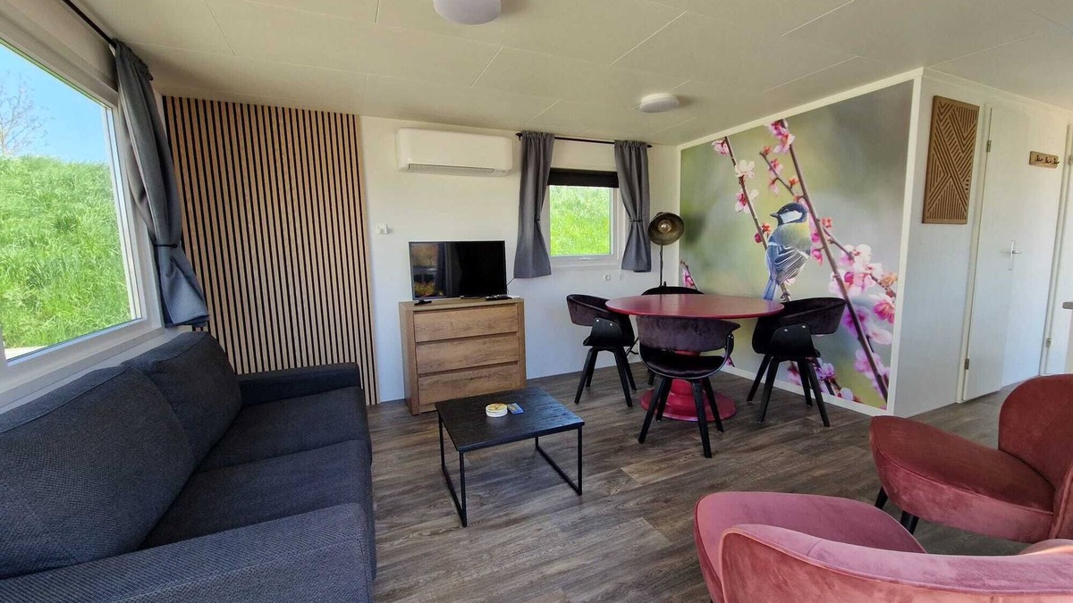 Anna Paulowna Ski Chalet | New chalet 1 on the edge of the Wadden Sea and Amstelmeer with private terrace!