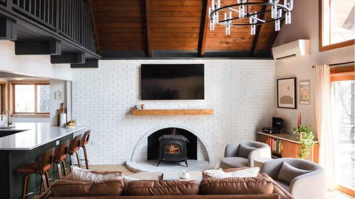 New Paltz House | NEW: Chalet Getaway, 5 min to Main St