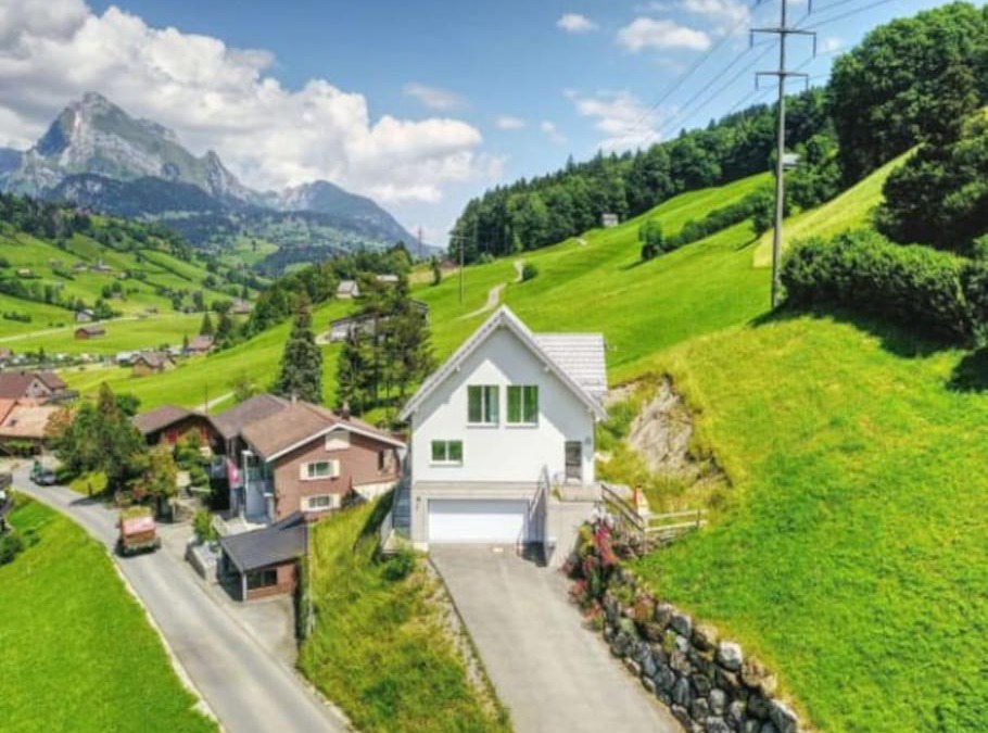Alt Sankt Johann Ski Chalet | New Chalet with breathtaking views!