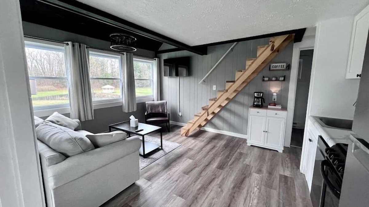 Conneaut Lake Ski Chalet | *NEW Chalets by the Lake - #5 - Conneaut Lake, PA