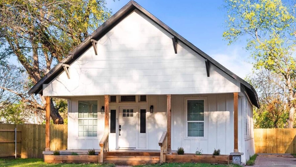 Waco House | New! Charming 2-Bedroom Home Minutes to Downtown