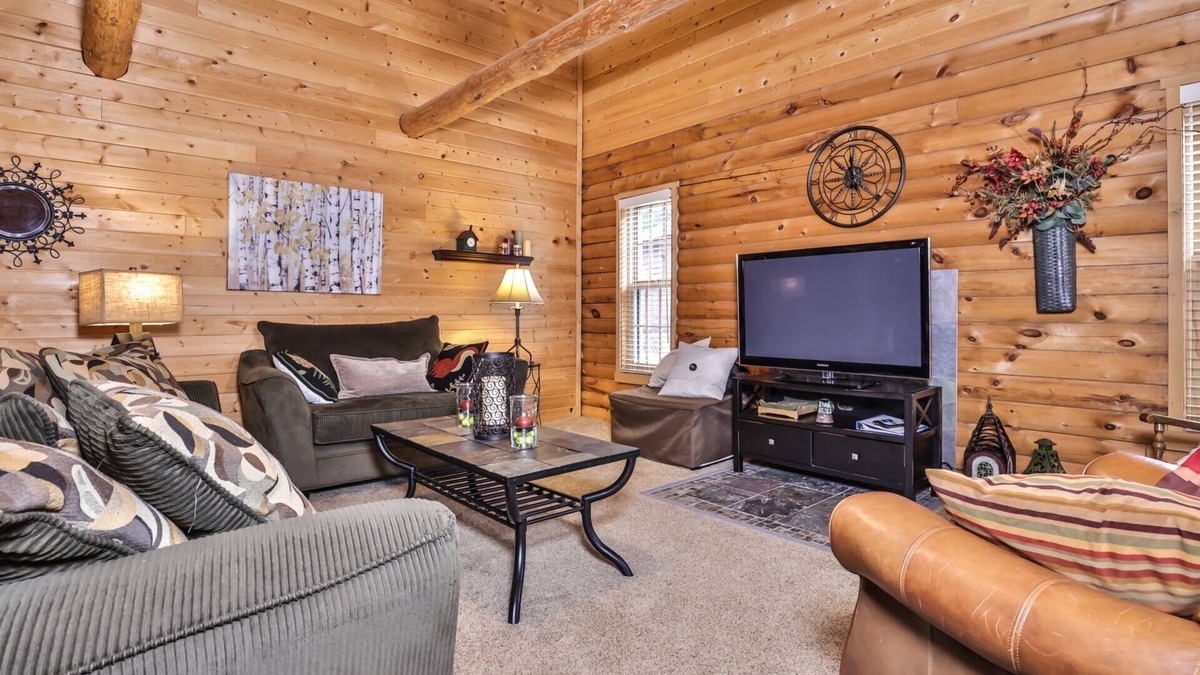 Watersmeet Apartment | NEW! Charming cabin on Cisco Chain of Lakes