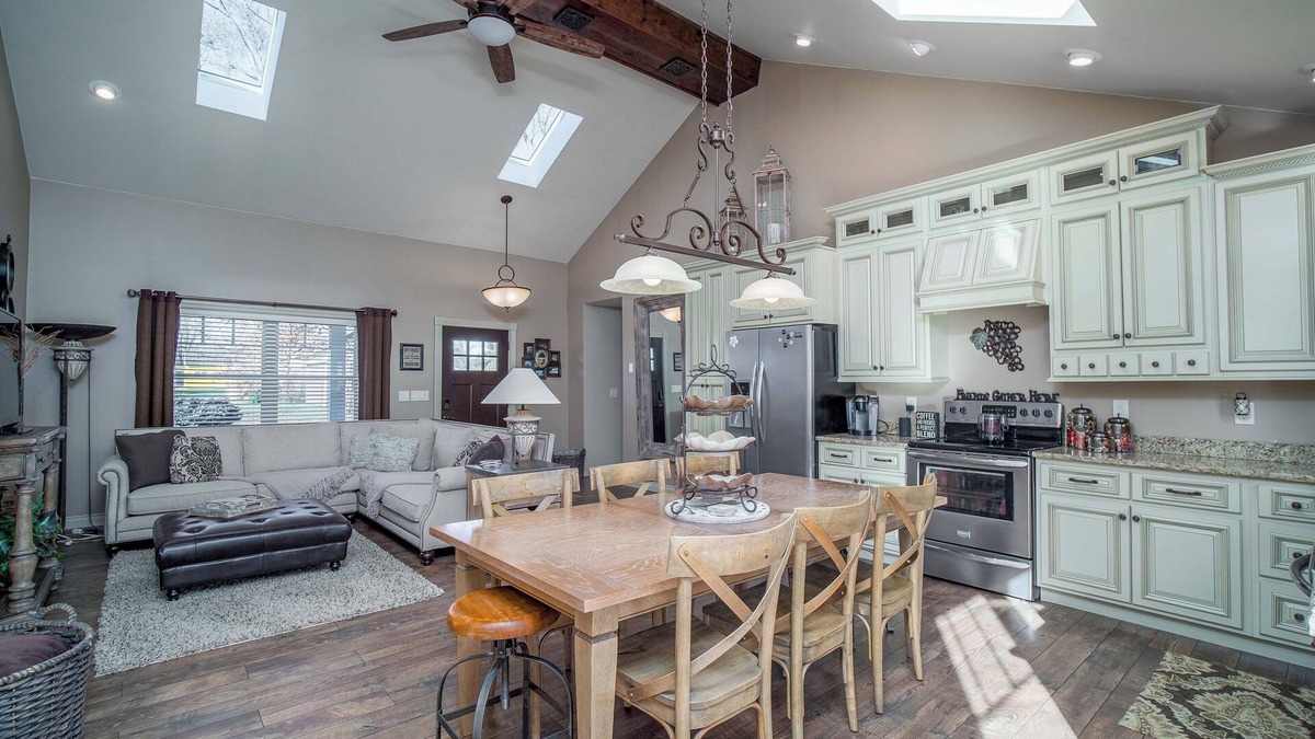 Bemus Point House | New! Charming Home in the Heart of Bemus Point, Lake Chautauqua, NY