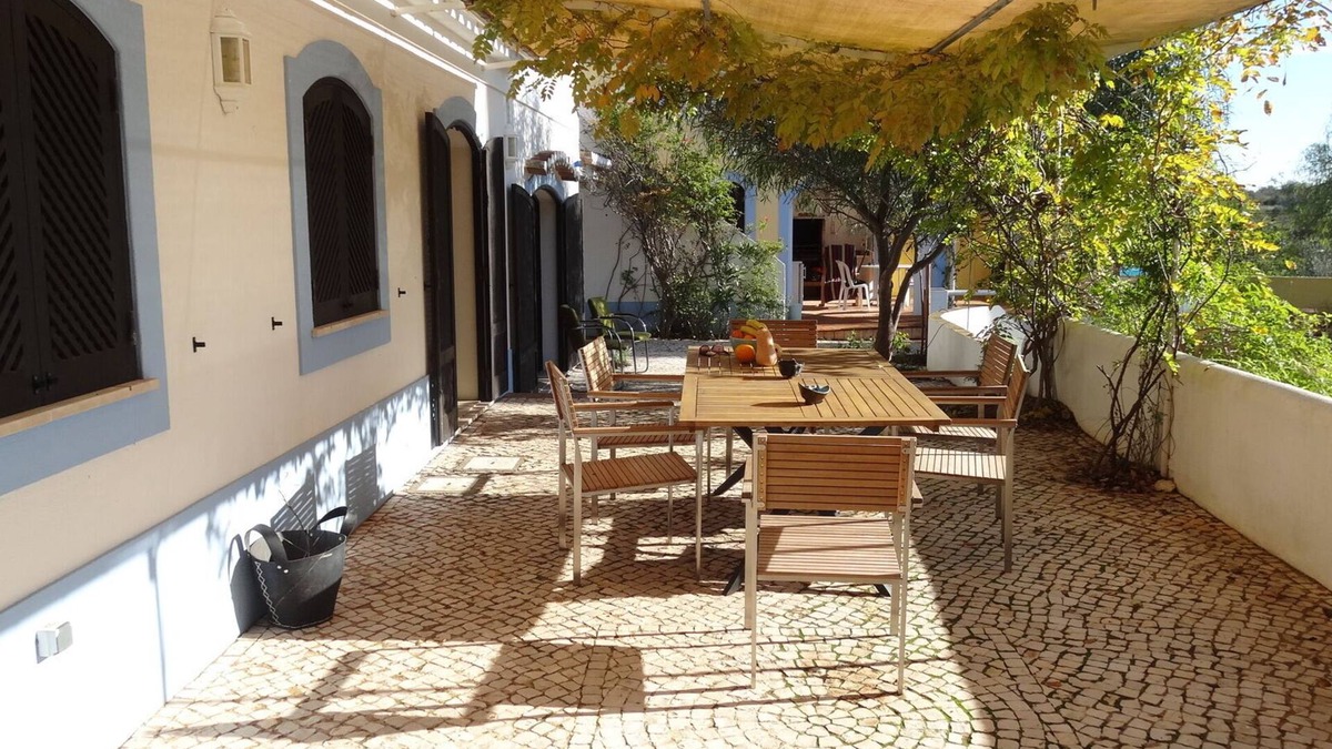 Silves Villa | New! Charming Villa, exotic and peaceful Garden, very private + airco