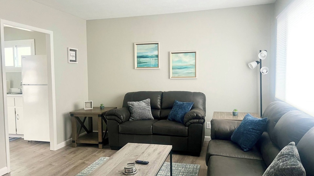 Kent House | NEW! Clean and private remodeled home in Kent. Close to everything!
