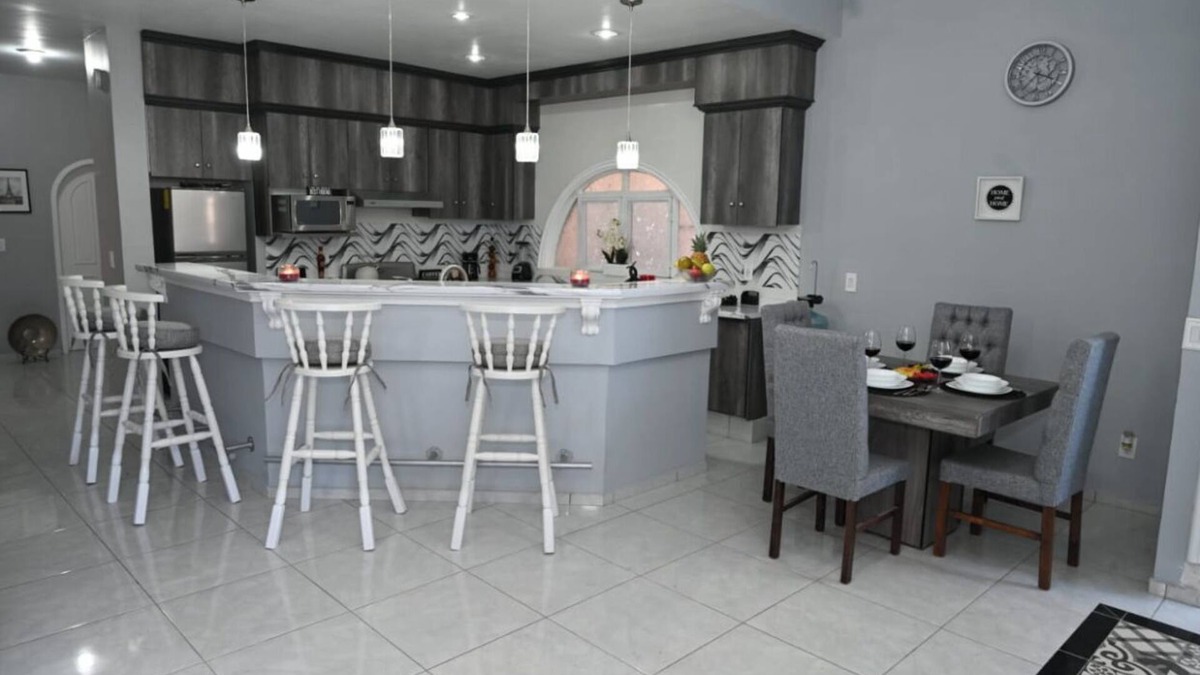 Zamora House | New “comfortable family home”