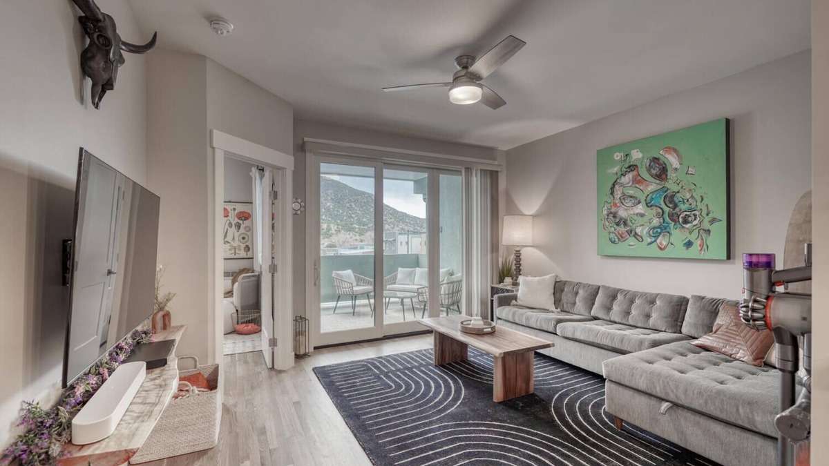 Salida Condo | New Condo- Rios de Esperanza