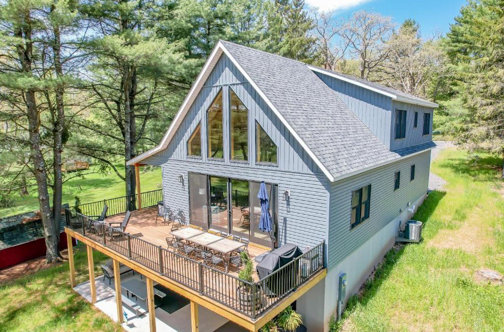 Paradise Point House | New Construction Amazing Lakefront Home with Hot Tub Firepit