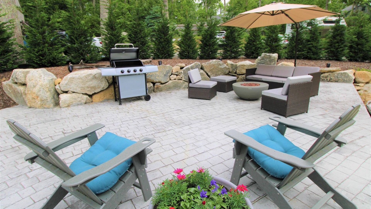 Brewster Apartment | NEW CONSTRUCTION Lower Level Apartment Close to Town and Beaches (2314)
