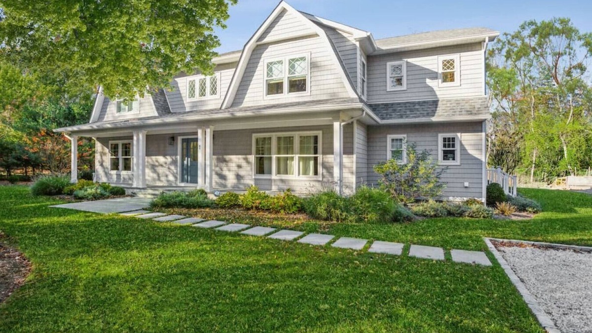 North Sea House | New Construction Modern Luxury Retreat w 6 Beds