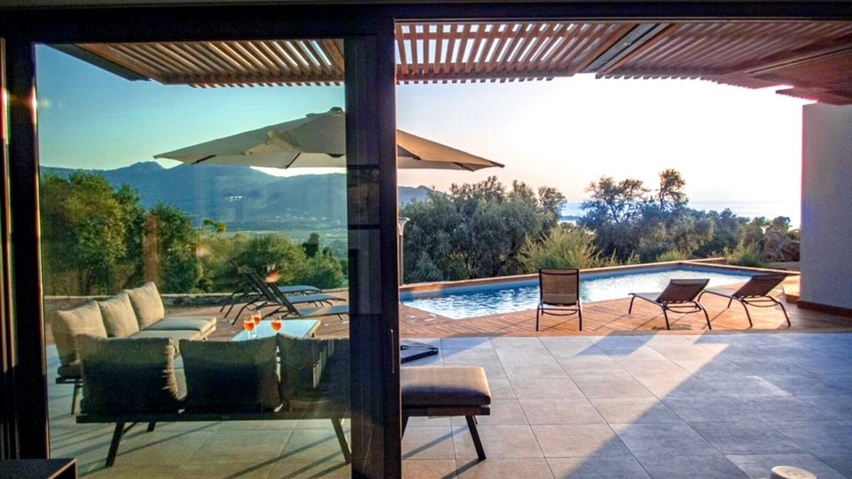 Corbara Villa | NEW/Contemporary villa - large terrace - heated swimming pool
