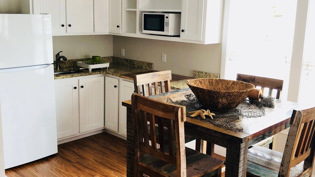 Duck Apartment | NEW* COUPLES RETREAT IN DUCK